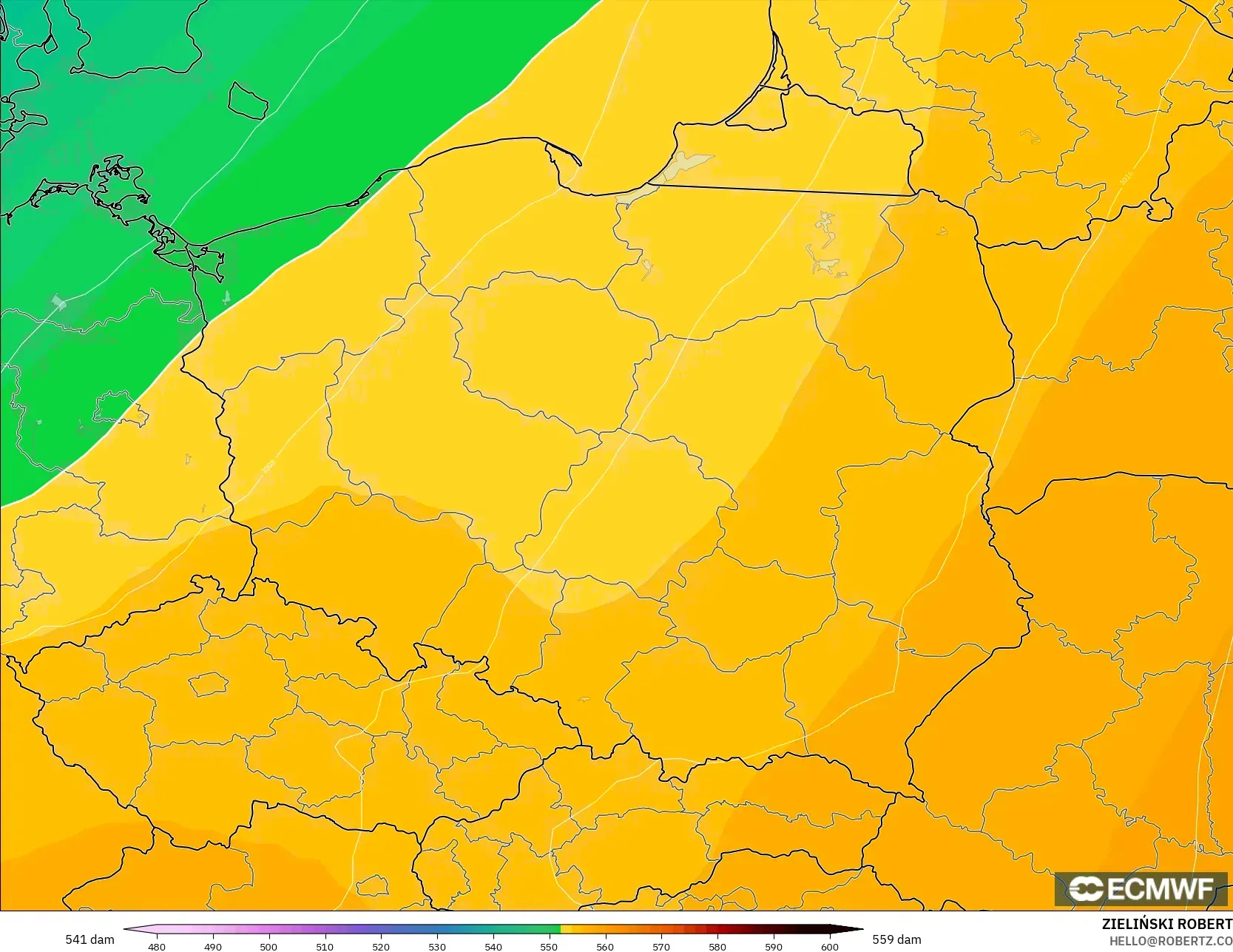 ECMWF IFS 0.25° model - Polonya, 500 hPa’da jeopotansiyel yükseklik