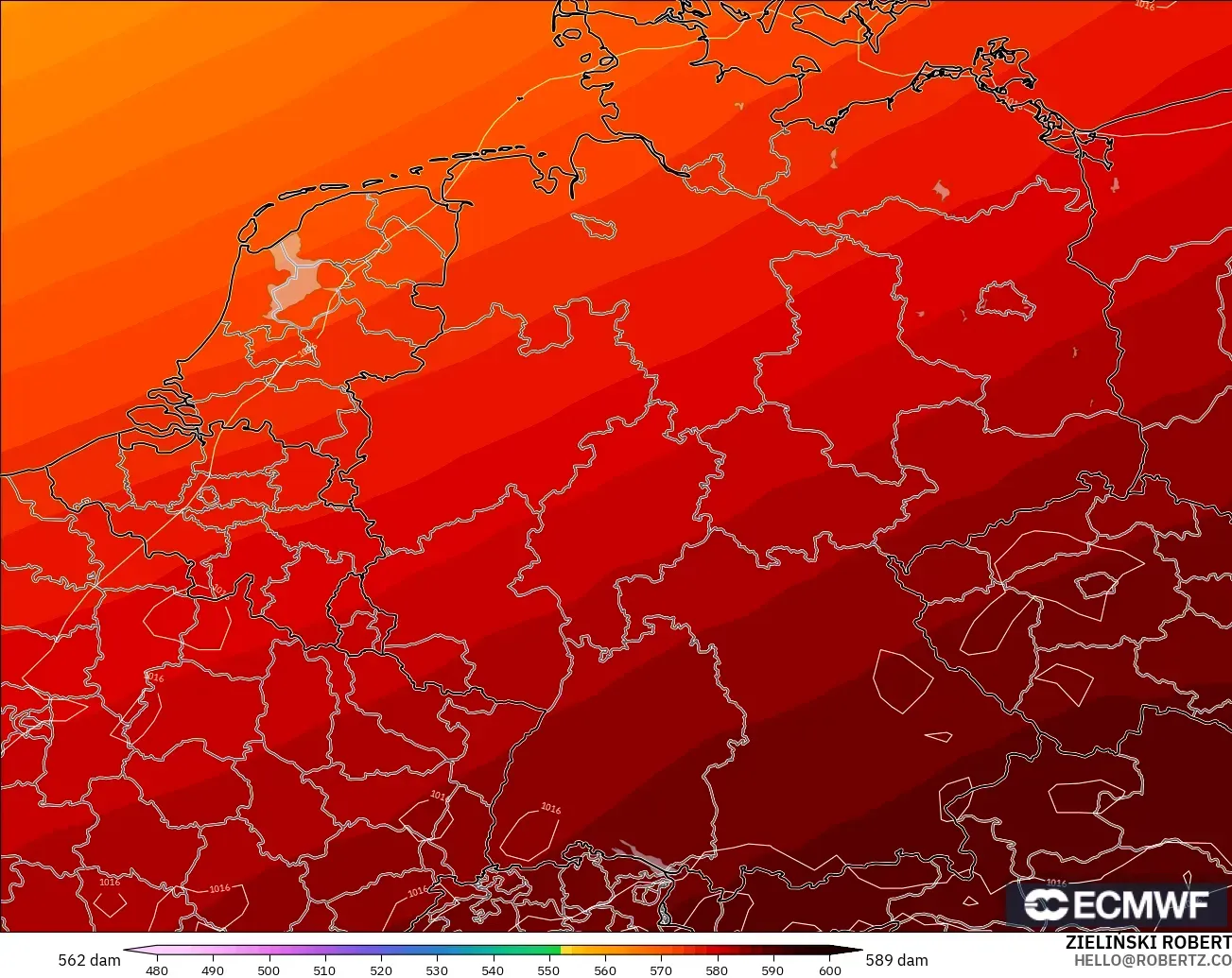 ECMWF IFS 0.25° model - Almanya, 500 hPa’da jeopotansiyel yükseklik