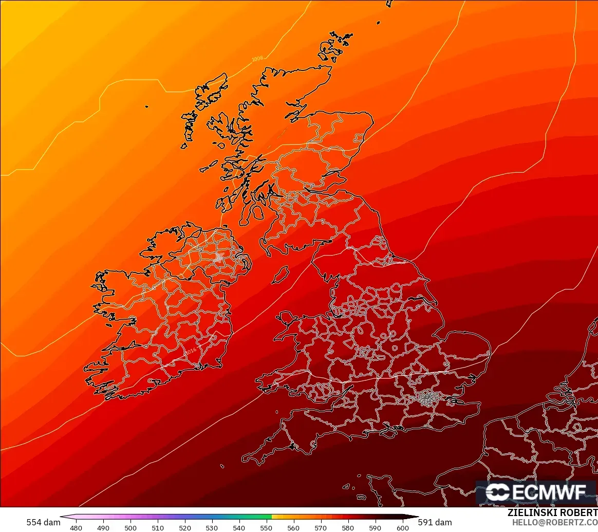 ECMWF IFS 0.25° model - Birleşik Krallık, 500 hPa’da jeopotansiyel yükseklik