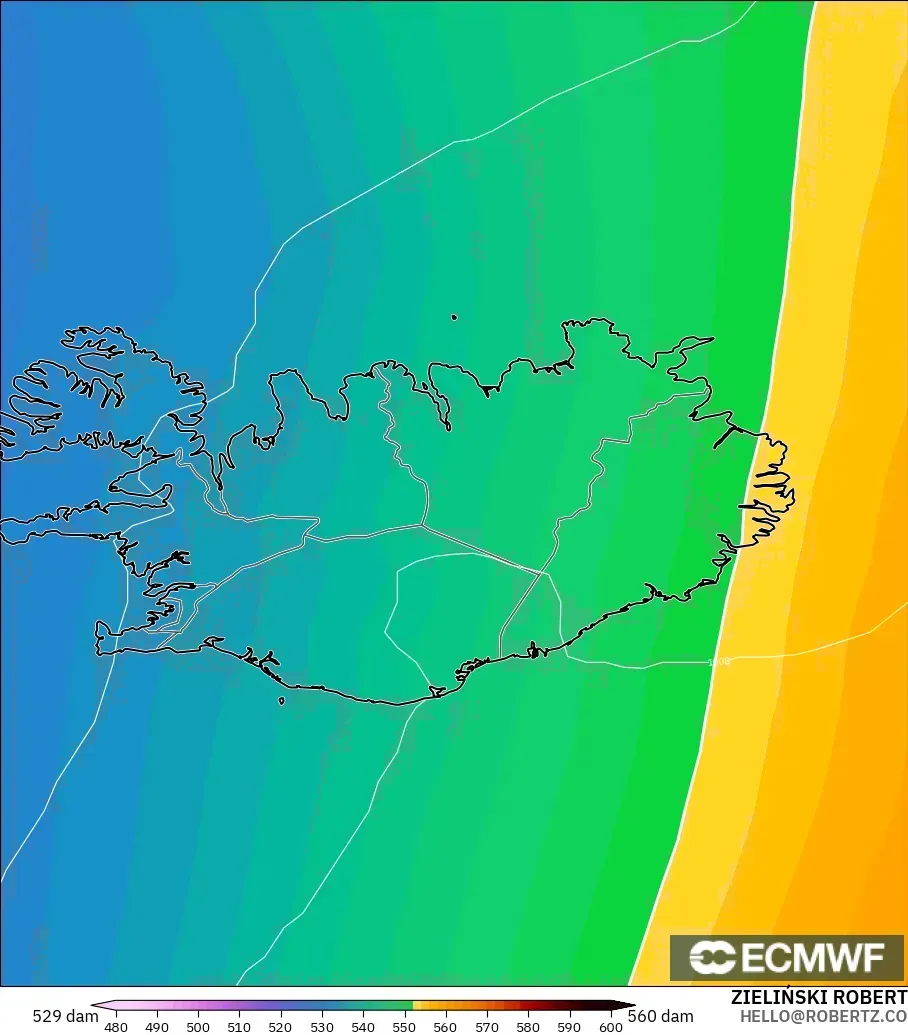 ECMWF IFS 0.25° model - İzlanda, 500 hPa’da jeopotansiyel yükseklik