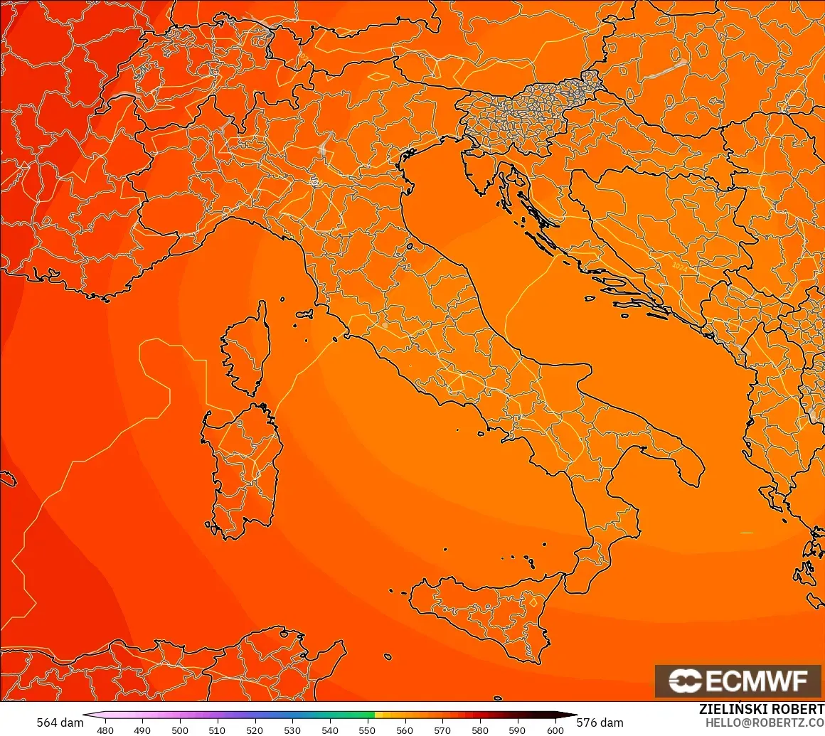 ECMWF IFS 0.25° model - İtalya, 500 hPa’da jeopotansiyel yükseklik