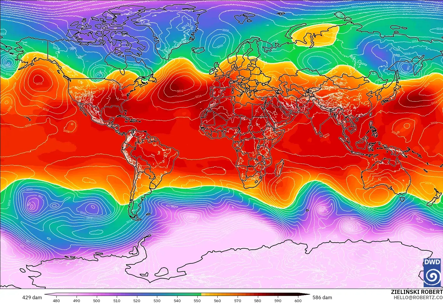 ICON model - Dünya, 500 hPa’da jeopotansiyel yükseklik