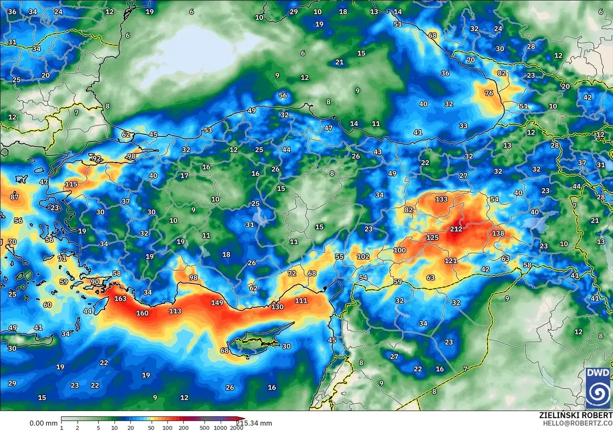 Türkiye çevresinde 4,4 günde 133 mm yağış, 1 Kasım 2026 Pazar. ICON modeli