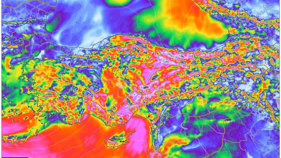 İzmir’de Kuvvetli Sağanaklar Yerel Su Baskınlarına Yol Açabilir; Alçak Basınç Hafta Sonu Boyunca Yağış ve Rüzgâr Getiriyor — Hafta Sonu Hava Tahmini: 13-15 Şubat 2026
