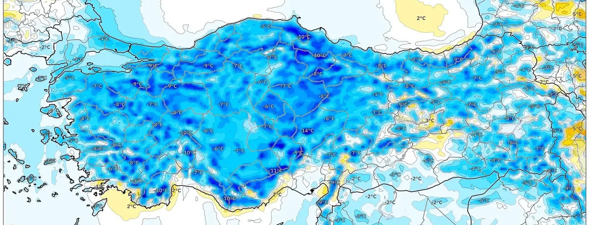 Saatte 28 km’ye varan esintili rüzgârlar iç kesim yolculuklarını zorlayabilir; yüksek basınç soğuk gökyüzü ve batıda hafif sağanaklar getiriyor — Yaklaşan Hafta Sonu Hava Tahmini: 27 Şubat–1 Mart 2026